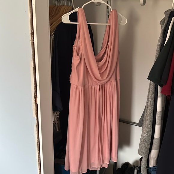 David’s Bridal Cowl Back Mesh Bridesmaid Dress Size 20 Pink - Picture 4 of 11